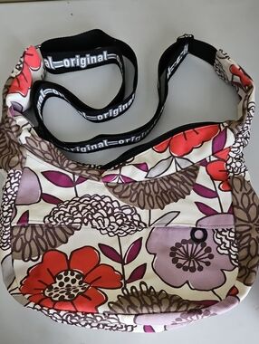 Floral Canvas Crossbody Bag in Cream and Red